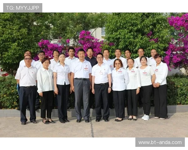 聚焦男企业家逆境崛起的创新领导力成长故事全景呈现时代篇章新征程